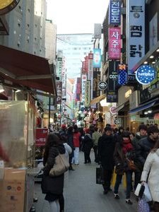 Myeong-dong street daytime (6)