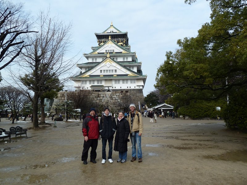 Osaka Castle Inner Bailey with friends (3)