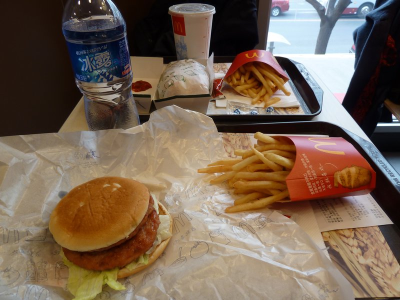 McDonalds with Côme (1)