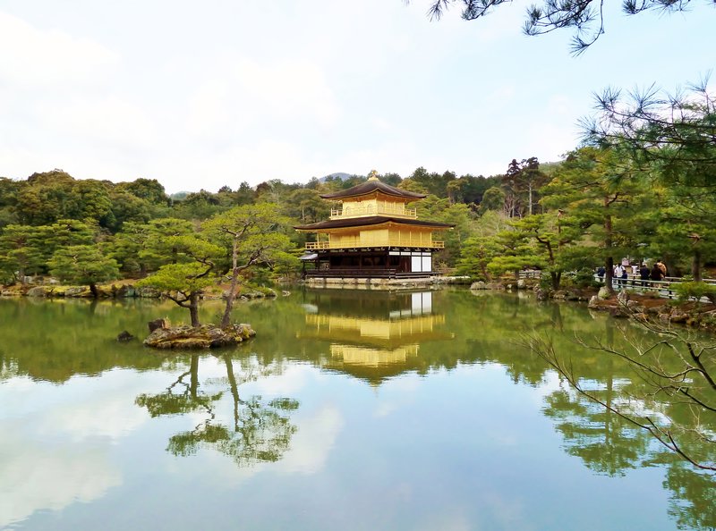 Kinkakujin Golden Pavilion (1)