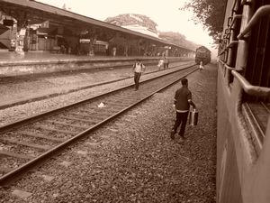 Chai wallah on the tracks