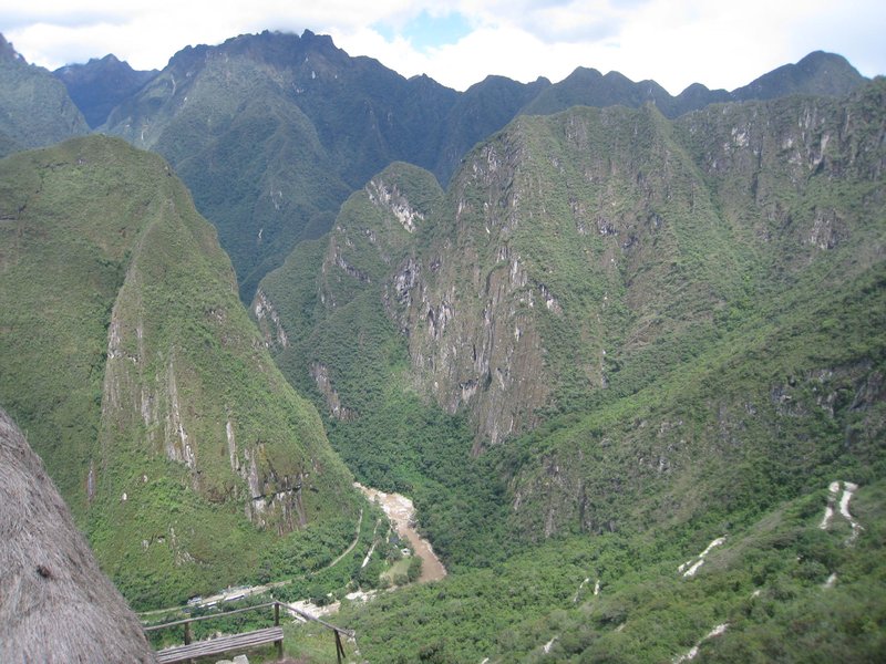 The bus ride up to Machu Pichu