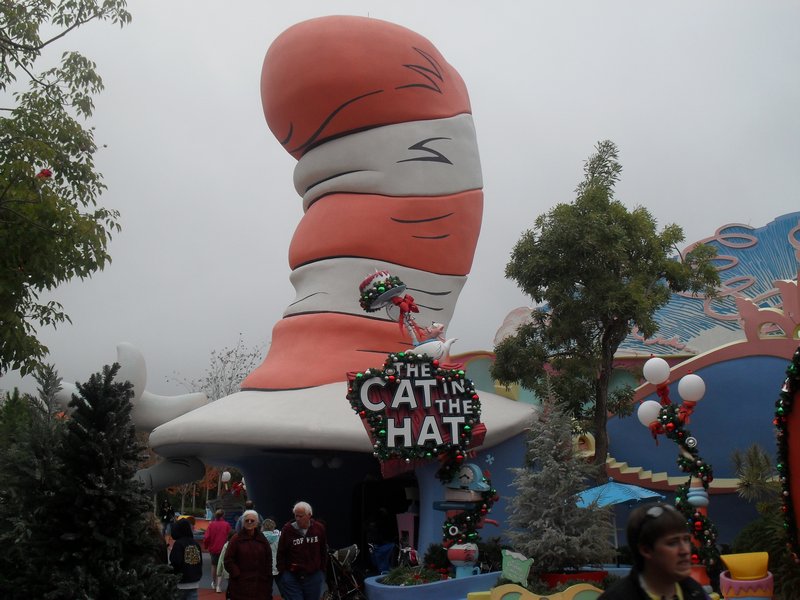 Entrance way to the 'Cat in the Hat' attraction..