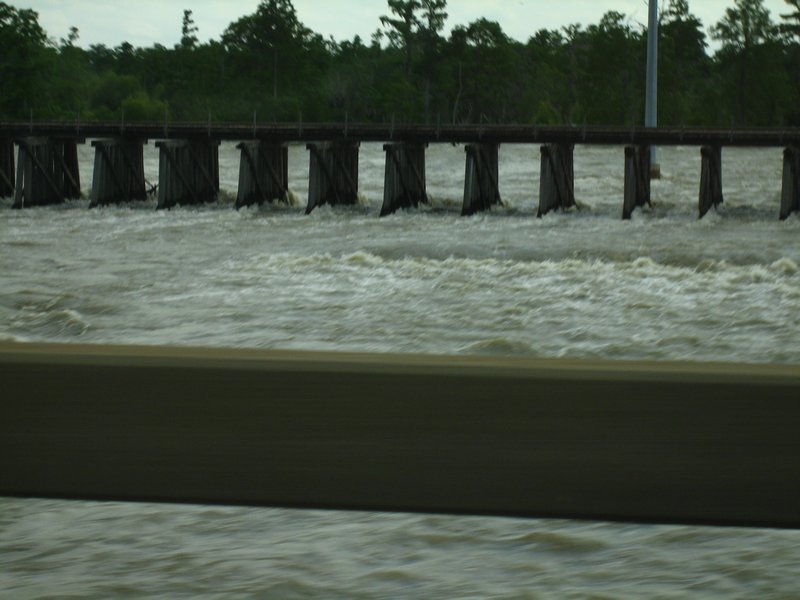 See the effects of the Mississippi flooding (2)