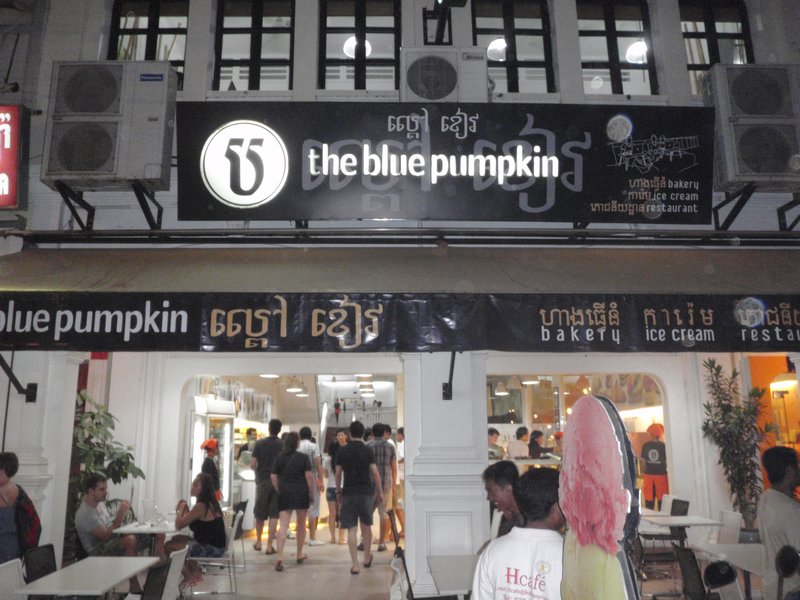 The Blue Pumpkin ice cream shop and internet cafe