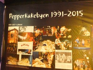 Gingerbread Village Bergen Pepperkakebyon(75)