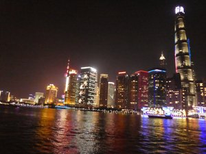 River cruise at night Shanghai (219)