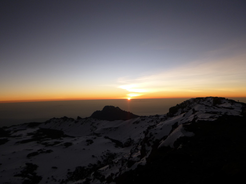 2 Sunrise from Uhuru Peak 5895m (8)