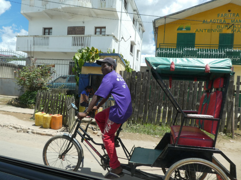 Driving to Andasibe (2)