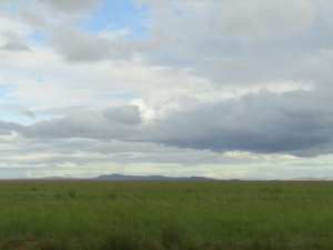 Approaching Isalo from north (4)