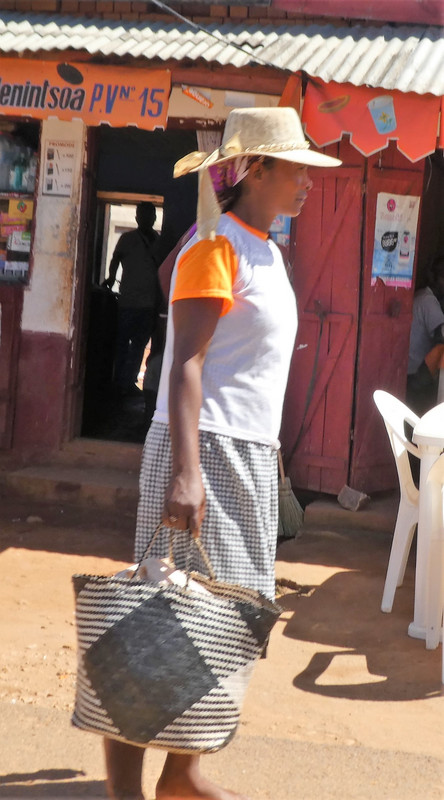 People dress up to go to village (9)