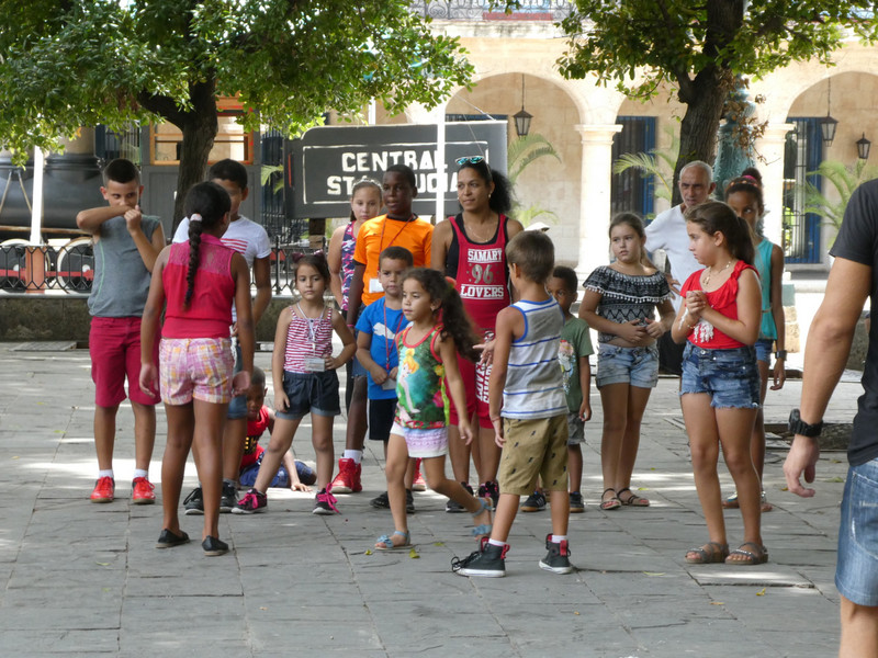 Plaza de Armas - Military Square Havana (3)