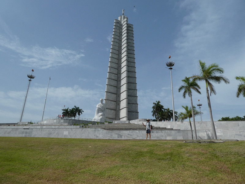 Plaza de la Revolution Havana (2)