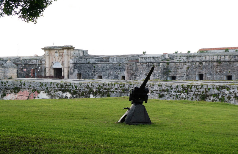 San Carlos De La Cabana Fortress - Havana (6)