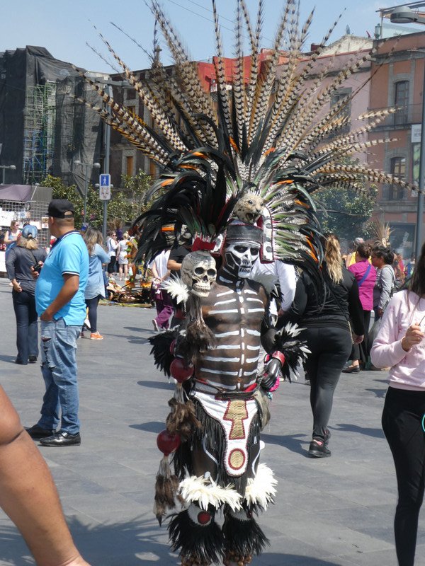 Aztecs doing smoke ceremonies in Zocalo - Plasa De Armes in Mexico City (1)