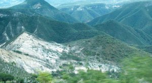 Mountain range on the way to Oaxaca (18)