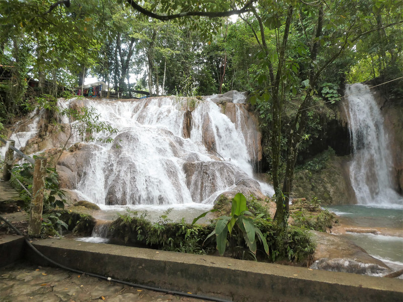 Cascada Agua de Azul near Palenque (1)