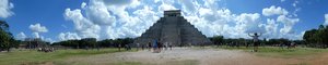 Chichén Itzá near Merida - main pyramid (28)