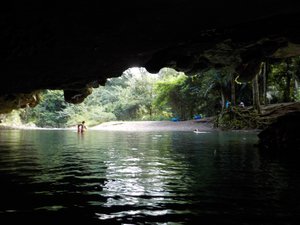 Cave Tubing near San Ignacio Belize (17)
