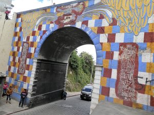 Chichicastenango Gucumatz Arch  (1)