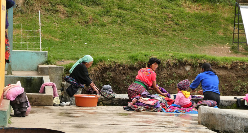 Quetzaltenango Thermal water for cloths washing and bathing Guatemala (8)