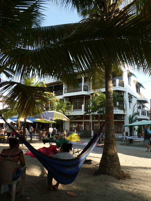 Tela Hunduras - our hotel on the beach (4)