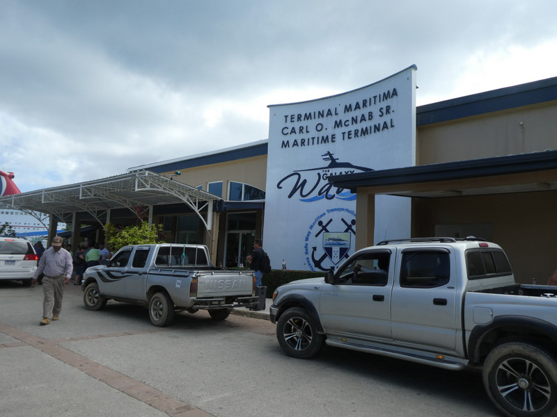Arriving at ferry terminal Roatan Island Honduras (18)