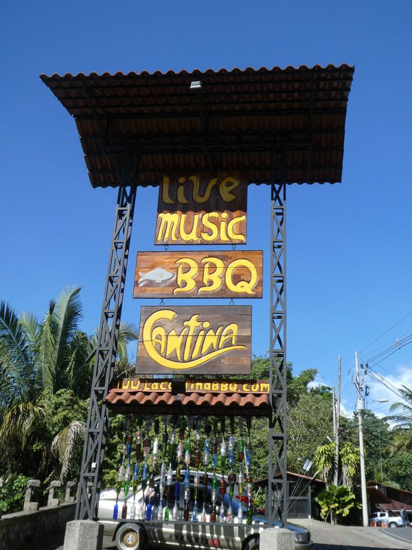 BBQ Cantina Restaurant near Manuel Antonio Costa Rica (1)