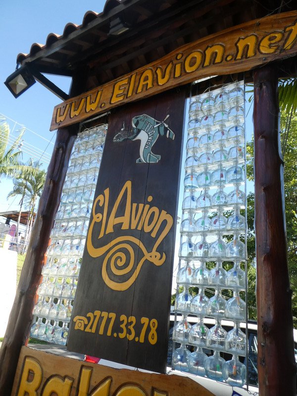 El Avion Restaurant near Quepos Costa Rica (9)
