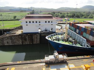 Miraflora Lock Panama Canal (6)
