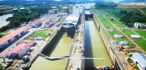Miraflora Lock Panama Canal (16)