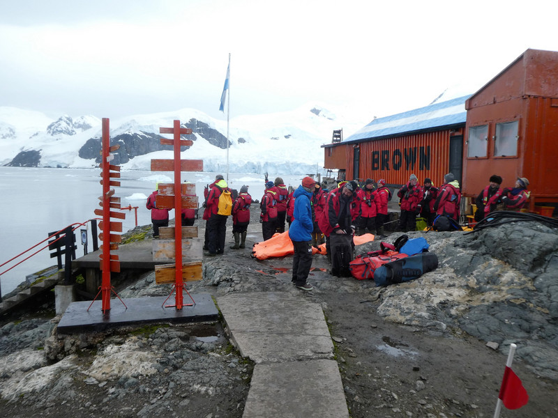 Almirante Browns Station Paridise Harbour Antarctic Peninsula (29)