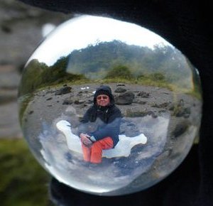 Having fun with the Refractique ball in Filton Fjord  (10)