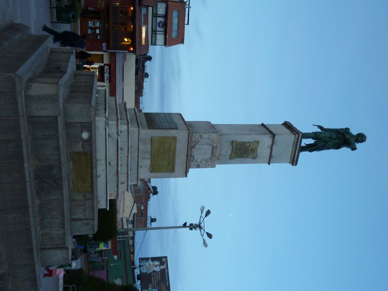 Statue in Puno Centre Square