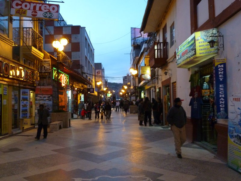 Puno Mall at night