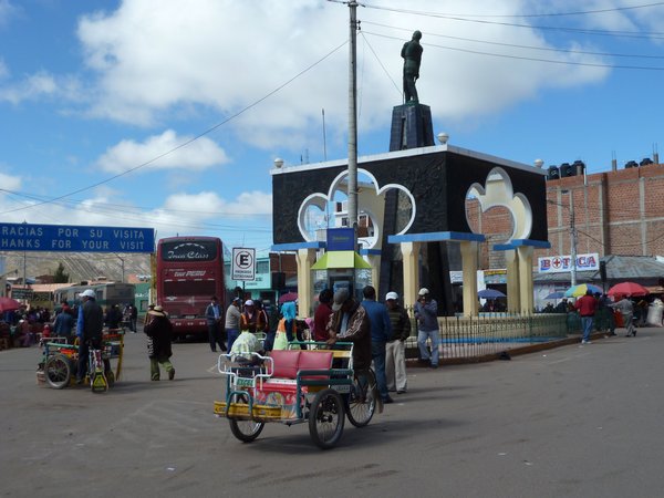 Fanny's money exchenge at Bolivian Border