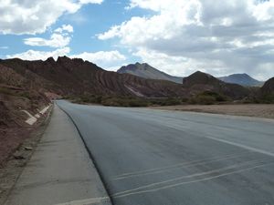 Changing scenery from Salar to Chile border (5)