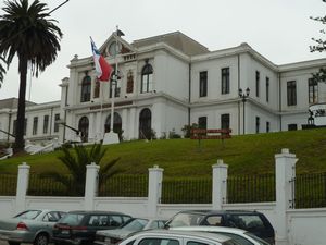 Vina del Mar Government building