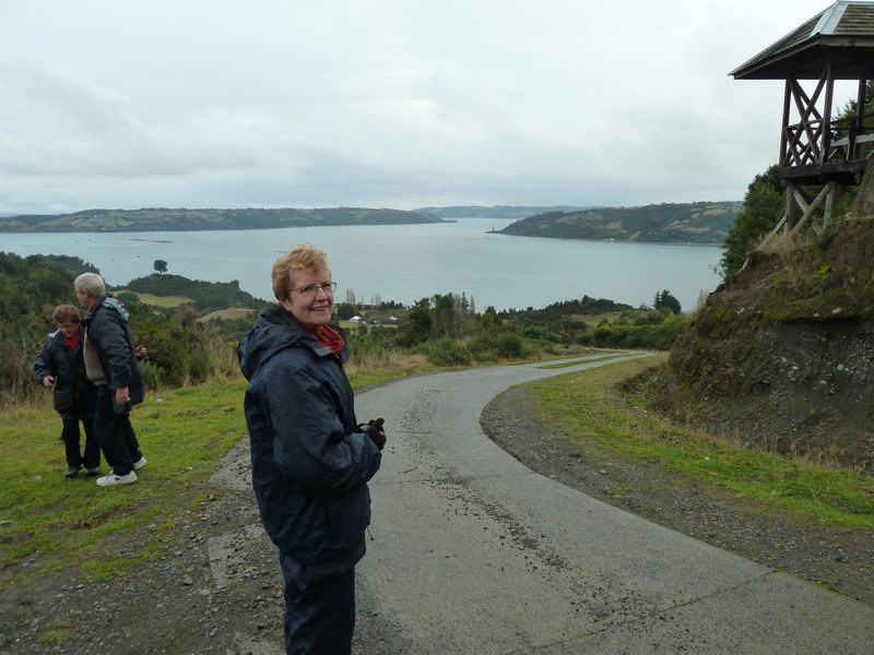 Isla Quinchao lookout - Pam rugged up