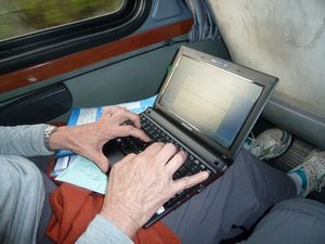 A - On way to Bariloche - Pam blogging (1)