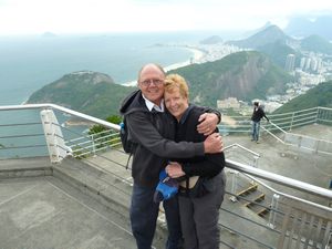 Pao de Acucar - Sugarloaf Mountain - it was cold (2)