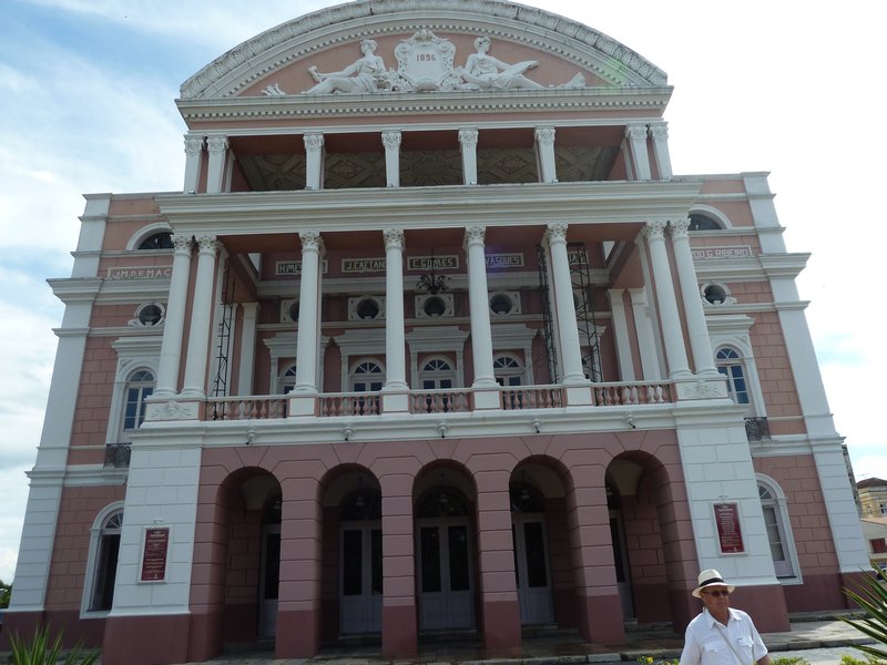 Teatro Amazonas - Opera House in Manaus (6)