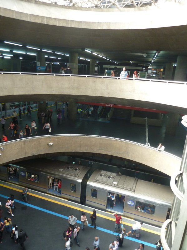 Multi level Metro in Sao Paulo (1)