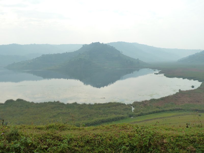 Pygmy Village Uganda (16)