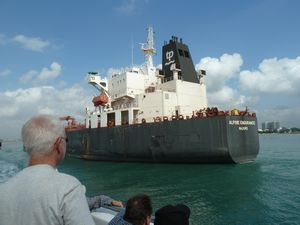 Ferry trip to Zanzibar (5)