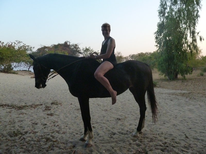 Kande Beach horse riding (40)