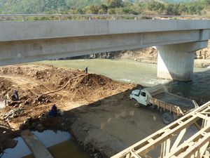New bridge funded by Japanese (12)