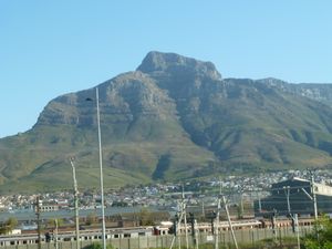 1.6. First sightings of Table Top Mountain entering Cape Town (13)