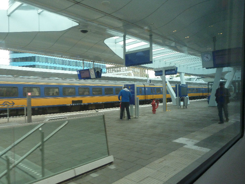 Train from Frankfurt to Utrecht