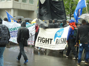 Peaceful demonstration for Fighting Racism present Asylum Policy (8)
